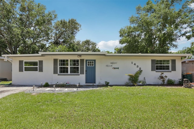 1438 Poinciana Dr, Clearwater, FL 33764 - photo 1