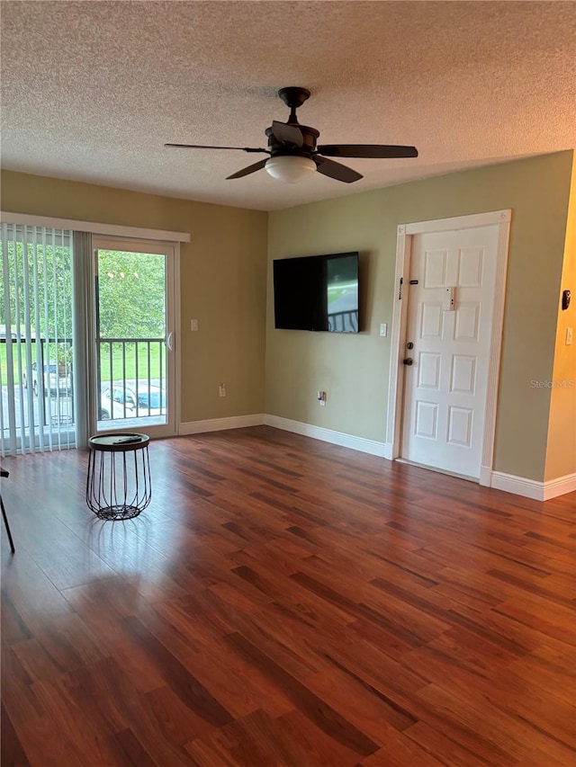 1400 Pine Glen Ln Unit 212D-2, Tarpon Springs, FL 34688 - photo 4
