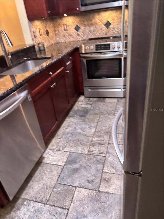 1400 Pine Glen Ln Unit 212D-2, Tarpon Springs, FL 34688 - photo 8