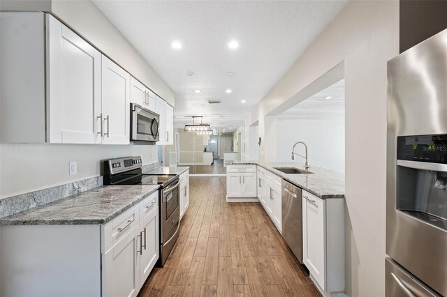 8306 N Gomez Ave, Tampa, FL 33614 - photo 12