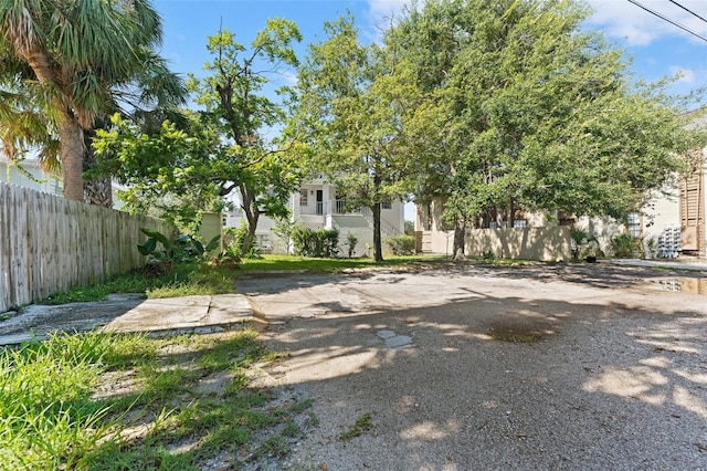 4313 W N A St, Tampa, FL 33609 - view of yard