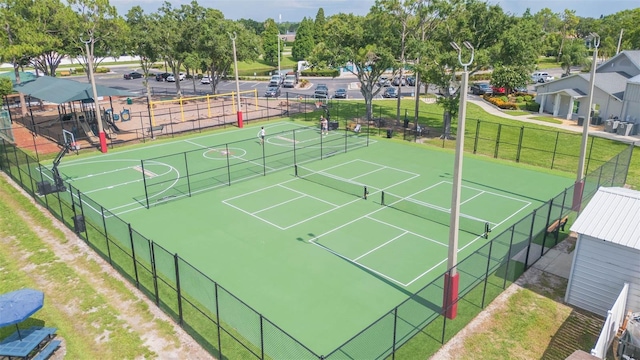 11913 Butler Woods Cir, Riverview, FL 33579 - view of tennis court featuring community basketball court