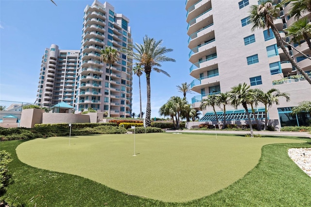 1520 Gulf Blvd Unit 1502, Clearwater Beach, FL 33767 - view of home's community with a putting area