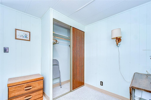35014 Carl Ave, Zephyrhills, FL 33541 - bedroom featuring baseboards and a closet
