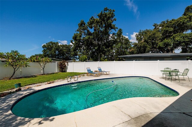 3700 56th St N, Saint Petersburg, FL 33710 - photo 4