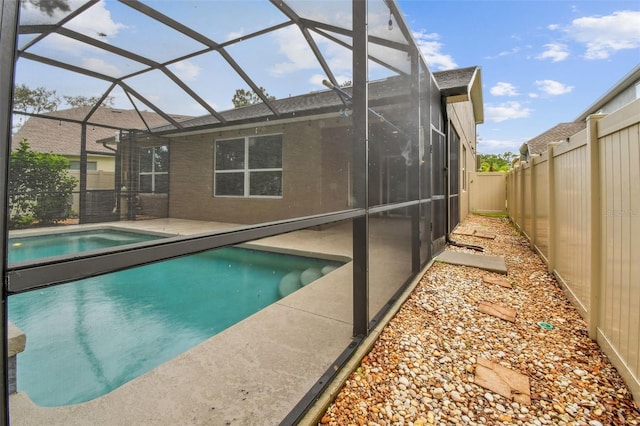 3530 Brook Crossing Dr, Brandon, FL 33511 - view of swimming pool featuring a fenced backyard, a patio, and a lanai