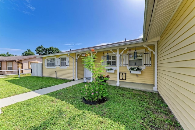 1908 N Brink Ave, Sarasota, FL 34234 - view of front of home