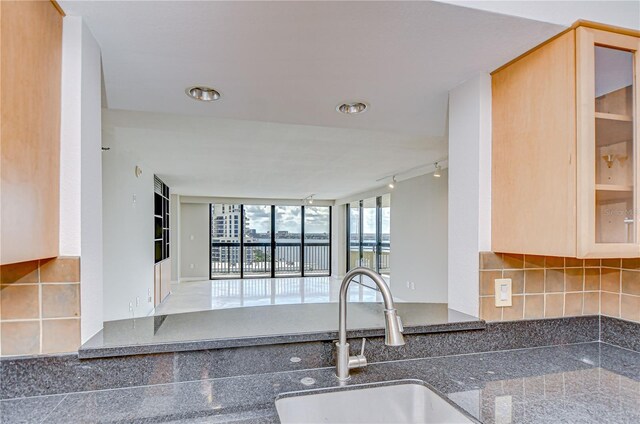 2413 Bayshore Blvd Unit 1903, Tampa, FL 33629 - photo 13