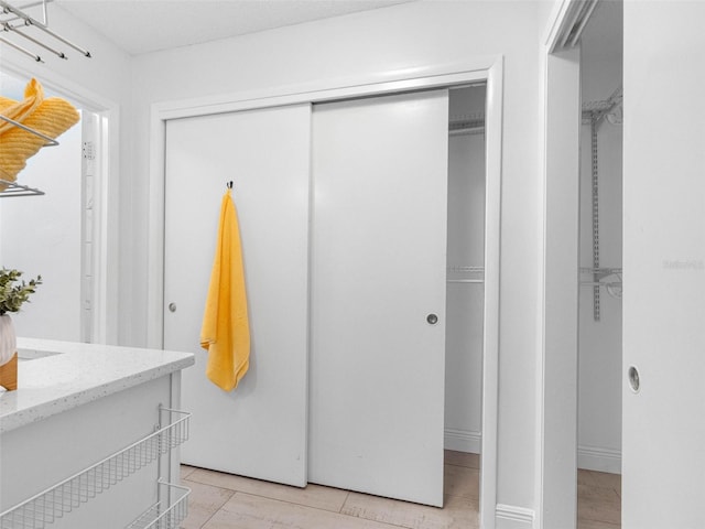 1675 E Grovehill Rd, Palm Harbor, FL 34683 - bathroom featuring vanity