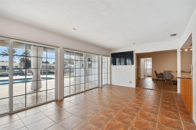 4328 40th St S, Saint Petersburg, FL 33711 - photo 26