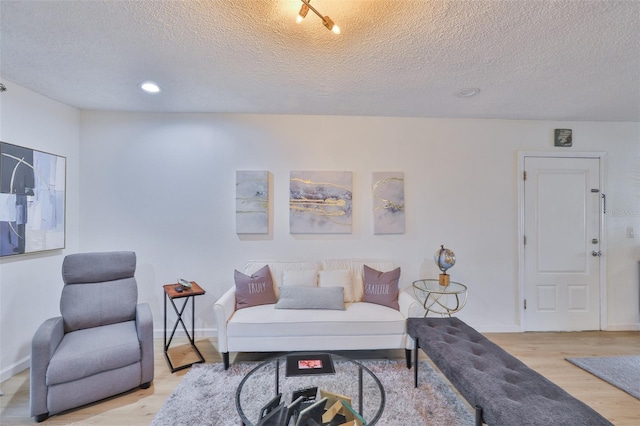 3836 N Lake Dr Unit 121, Tampa, FL 33614 - photo 4