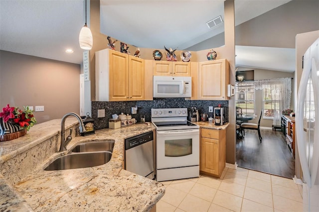 24449 Mistwood Ct, Lutz, FL 33559 - photo 8