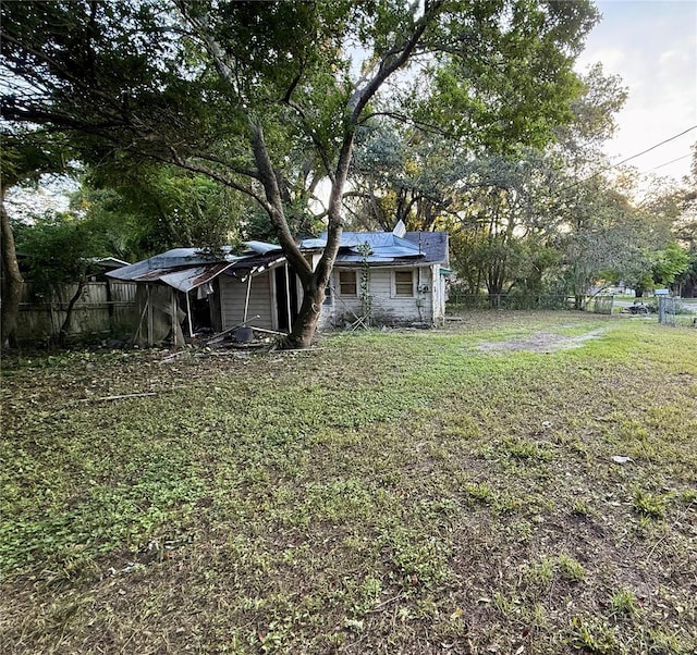 38408 C Ave, Zephyrhills, FL 33542 - view of yard