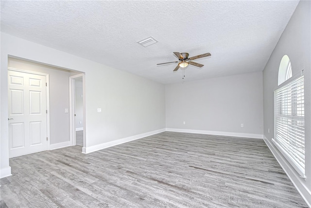12928 Kings Lake Dr, Gibsonton, FL 33534 - photo 11