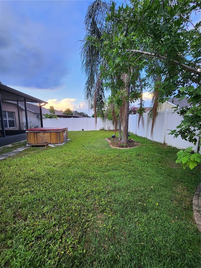 10539 Egret Haven Ln, Riverview, FL 33578 - fenced backyard with a hot tub