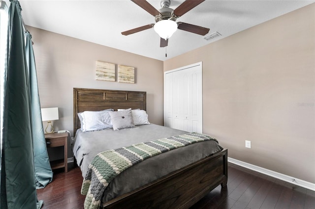 1604 Acadia Harbor Pl, Brandon, FL 33511 - bedroom with wood-type flooring, a closet, and ceiling fan