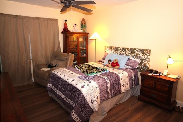 402 Dorchester Pl Unit 44, Sun City Center, FL 33573 - bedroom with wood finished floors and ceiling fan