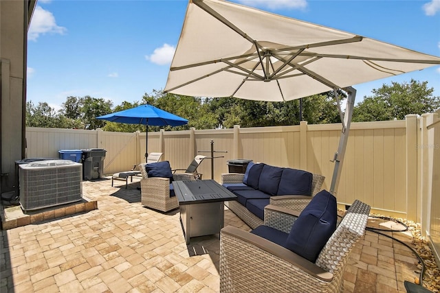 10313 Scarlet Chase Dr, Riverview, FL 33569 - fenced backyard featuring outdoor lounge area and a patio
