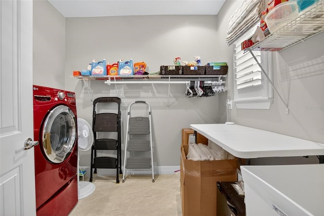 10313 Scarlet Chase Dr, Riverview, FL 33569 - washroom featuring washer / clothes dryer