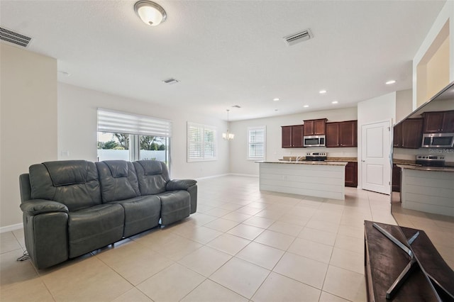 13614 Hunting Creek Pl, Spring Hill, FL 34609 - photo 11