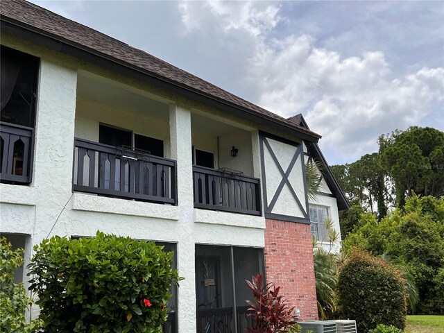320 N Bayshore Blvd Unit 203, Clearwater, FL 33759 - photo 2