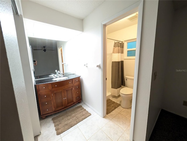 11308 Echo View Dr, Odessa, FL 33556 - bathroom featuring vanity, curtained shower, tile patterned flooring, and ceiling fan