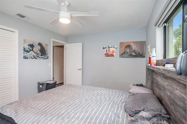 2701 Herndon St, Valrico, FL 33596 - bedroom featuring ceiling fan