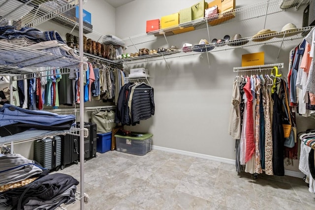 2900 W Lantana Dr, Beverly Hills, FL 34465 - view of spacious closet