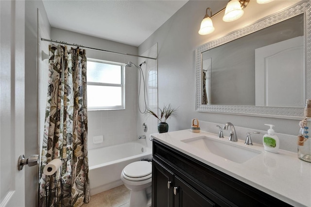 607 Tuscanny St, Brandon, FL 33511 - full bathroom featuring vanity, shower / tub combo with curtain, and tile patterned flooring