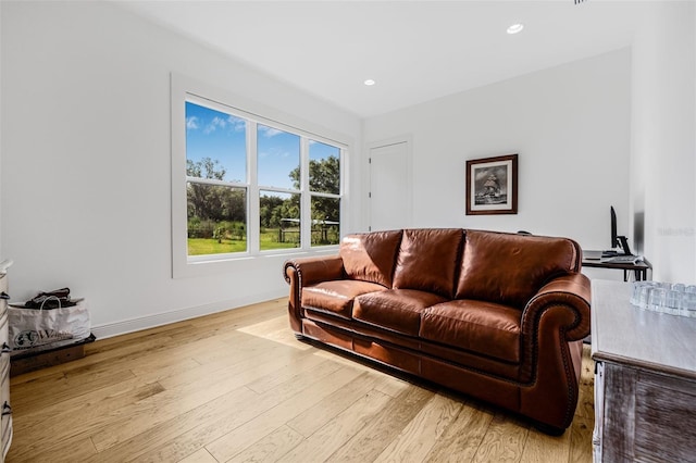 8843 Kenton Rd, Wesley Chapel, FL 33545 - photo 20