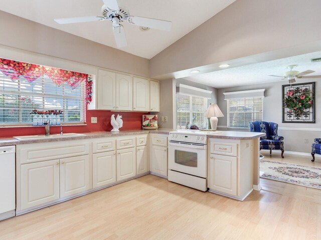 702 Plumbrook Rd, Sun City Center, FL 33573 - photo 12
