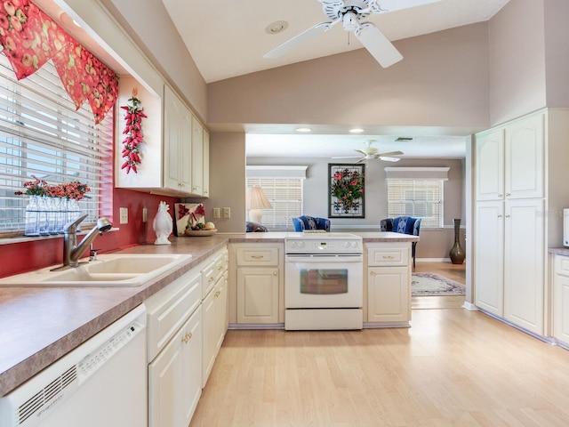 702 Plumbrook Rd, Sun City Center, FL 33573 - photo 15