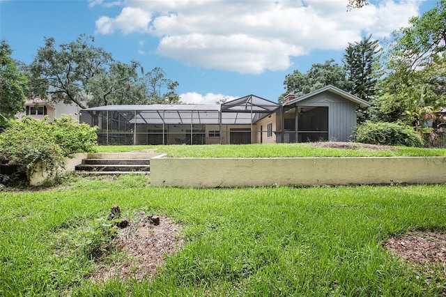 4128 Carrollwood Village Dr, Tampa, FL 33618 - rear view of property featuring glass enclosure