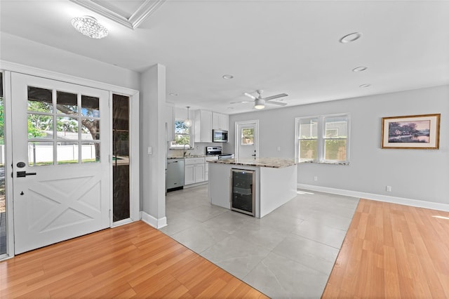 208 SE Lincoln Cir N, Saint Petersburg, FL 33703 - photo 4