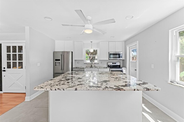 208 SE Lincoln Cir N, Saint Petersburg, FL 33703 - photo 10
