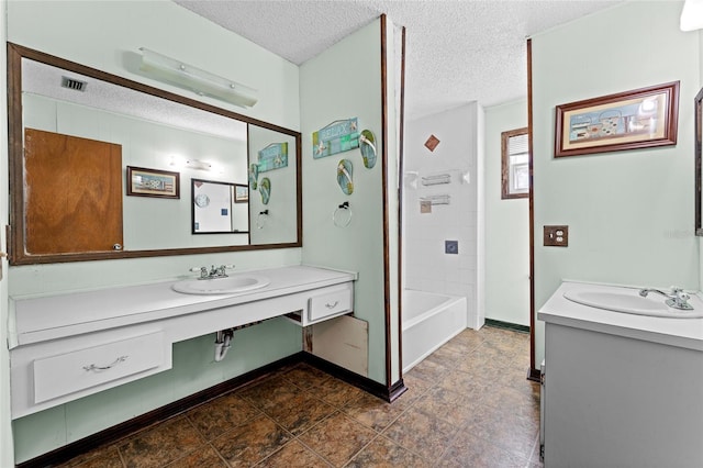 208 SE Lincoln Cir N, Saint Petersburg, FL 33703 - photo 34