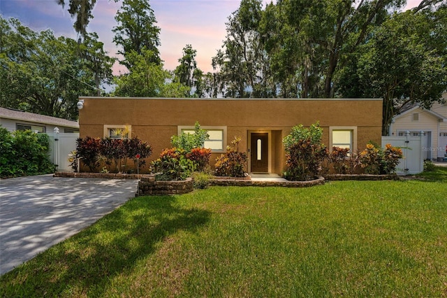 5704 Half Moon Lake Rd, Tampa, FL 33625 - photo 2