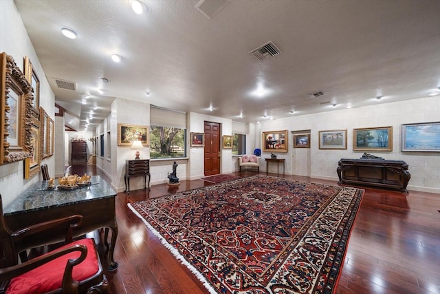 1835 Alicia Way, Clearwater, FL 33764 - living area featuring hardwood / wood-style floors