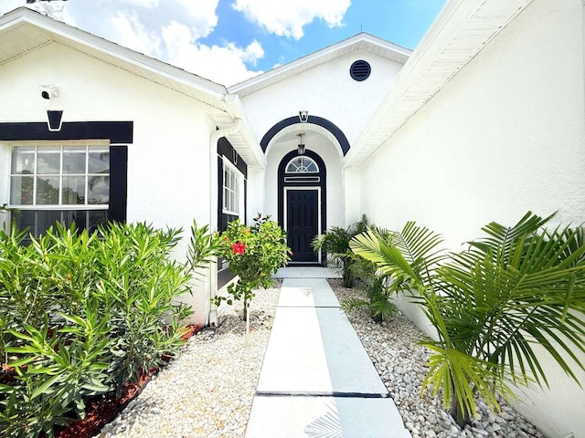 132 Canary Island Cir, Davenport, FL 33837 - photo 2