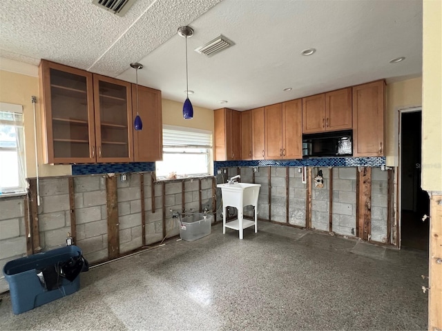 10246 Tarpon Dr, Treasure Island, FL 33706 - photo 34
