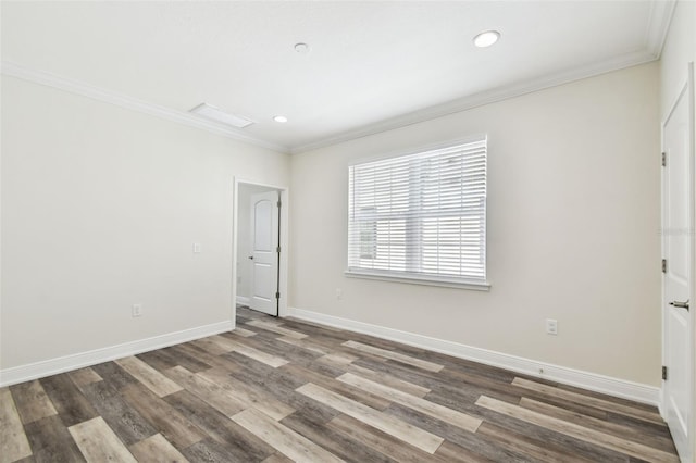 2405 W N B St Unit 1, Tampa, FL 33609 - unfurnished room with crown molding, recessed lighting, and wood finished floors