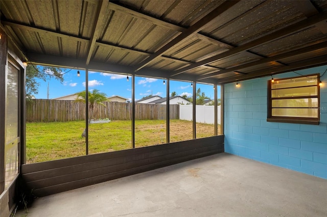 1421 Vinetree Dr, Brandon, FL 33510 - view of unfurnished sunroom