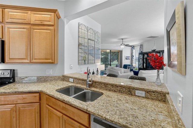 226 Shell Falls Dr, Apollo Beach, FL 33572 - photo 17
