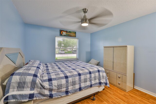 1905 Canterbury Ln Unit 17, Sun City Center, FL 33573 - photo 14