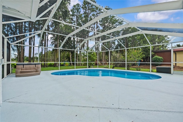 210 Lake Hobbs Rd, Lutz, FL 33548 - swimming pool with a patio area
