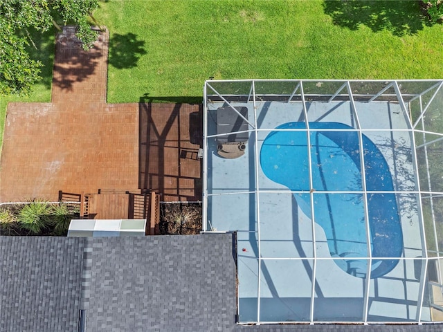 210 Lake Hobbs Rd, Lutz, FL 33548 - bird's eye view of a pool area