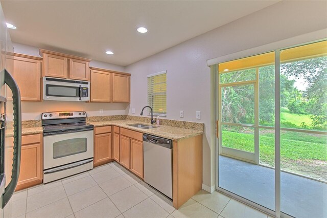 6332 Timberly Ln, Zephyrhills, FL 33542