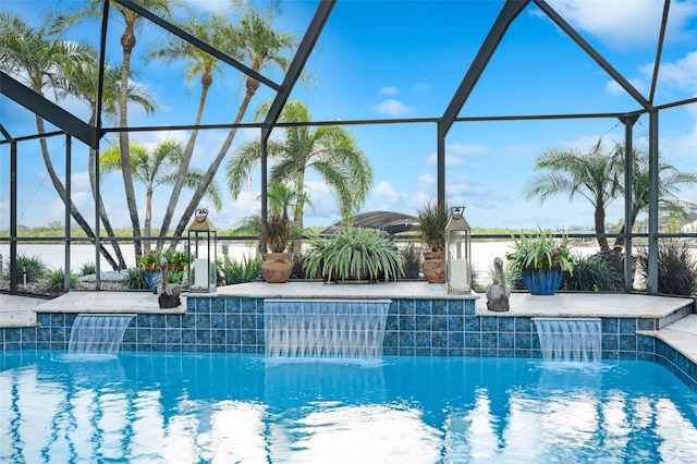 6605 Seabird Way, Apollo Beach, FL 33572 - outdoor pool with glass enclosure and a patio