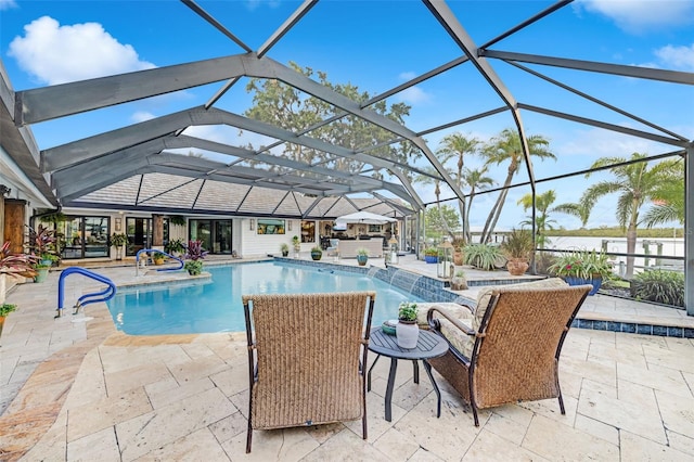 6605 Seabird Way, Apollo Beach, FL 33572 - swimming pool featuring a patio area and a lanai