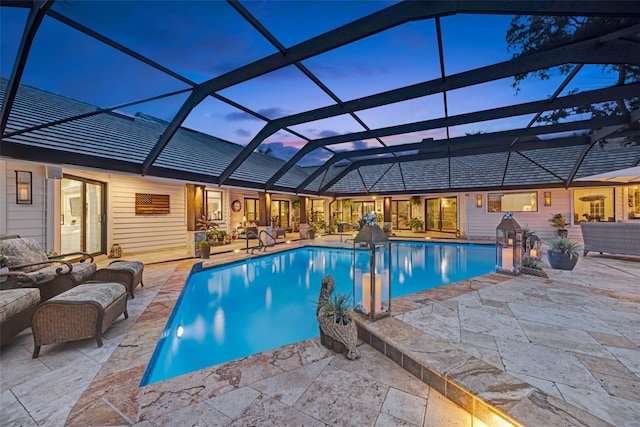 6605 Seabird Way, Apollo Beach, FL 33572 - outdoor pool featuring a patio, a lanai, and outdoor lounge area